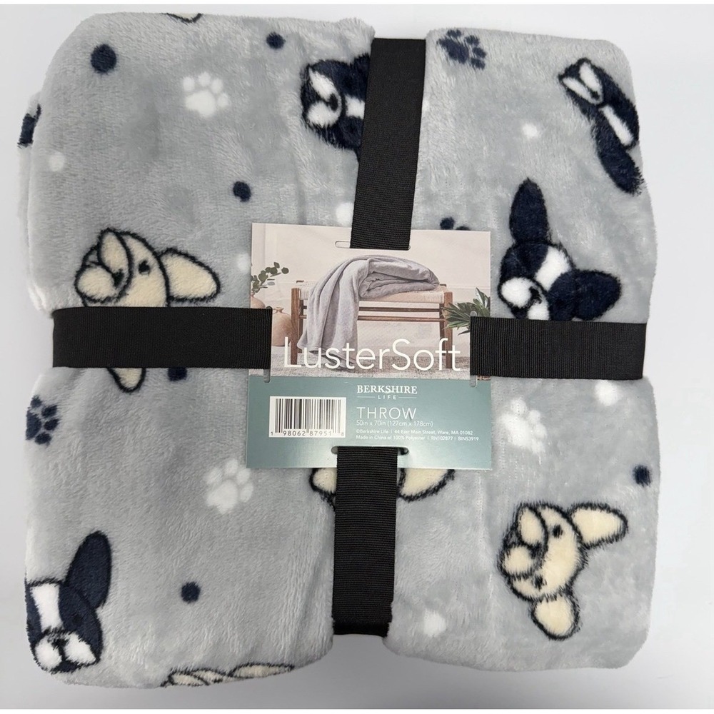 NWT Berkshire LusterSoft Throw  Blanket Plush Gray Boston Terrier Dogs  50"x70"